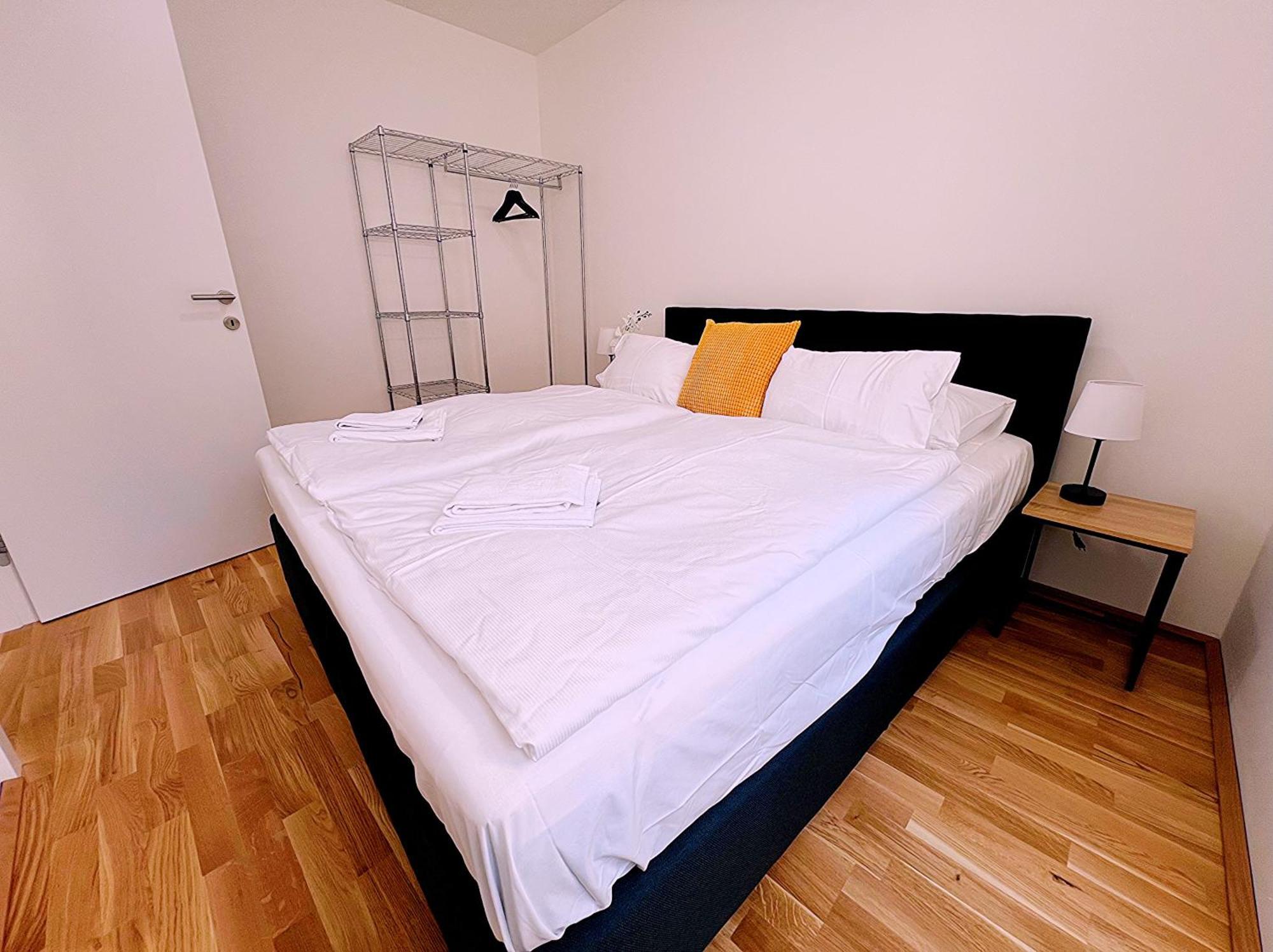 Modern, New, Next To Metro - Gg13 Apartments Відень Екстер'єр фото