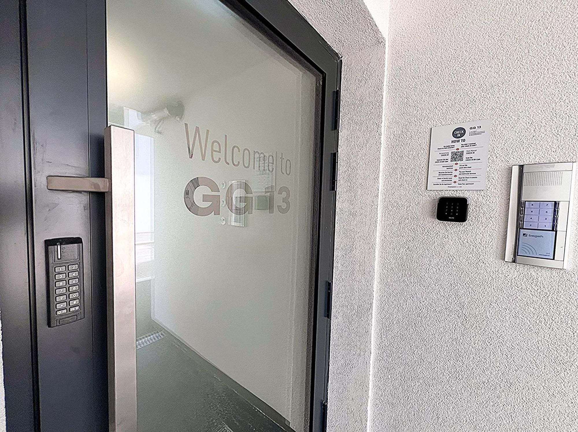 Modern, New, Next To Metro - Gg13 Apartments Відень Екстер'єр фото